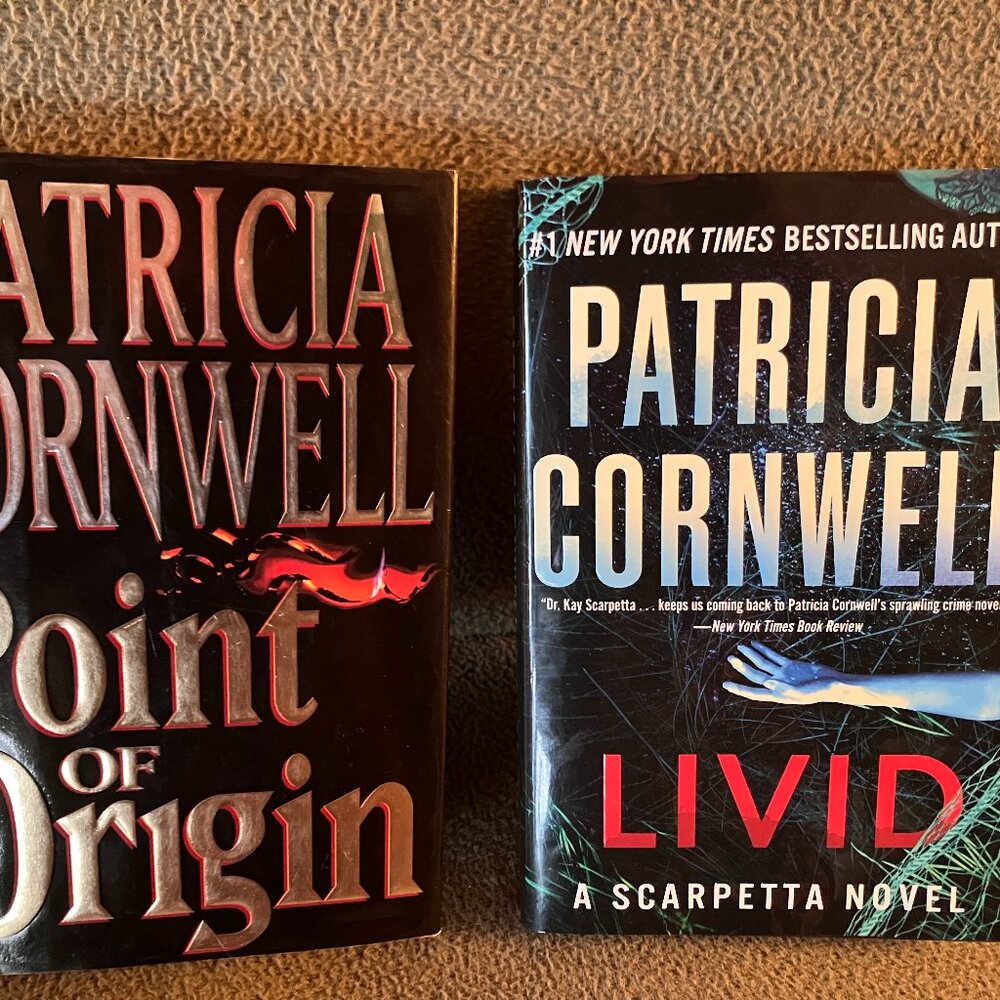 Lot of 2 Signed 1st Edition / 1st Printing PATRICIA CORNWELL Books (HCDJ)